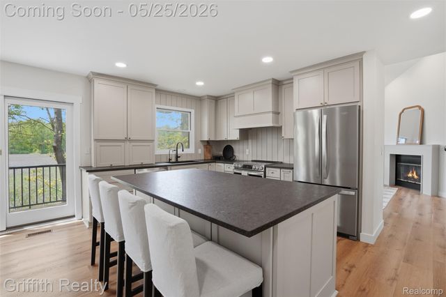 10232 Spencer Road, Brighton Township, MI 48114