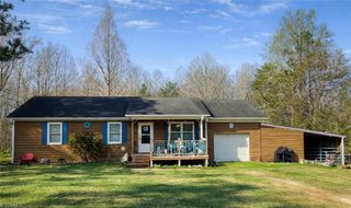 7601 Happy Hill Road, Kernersville, NC 27284