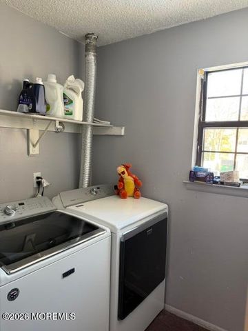 56 Orchard Court, Jackson, NJ 08527