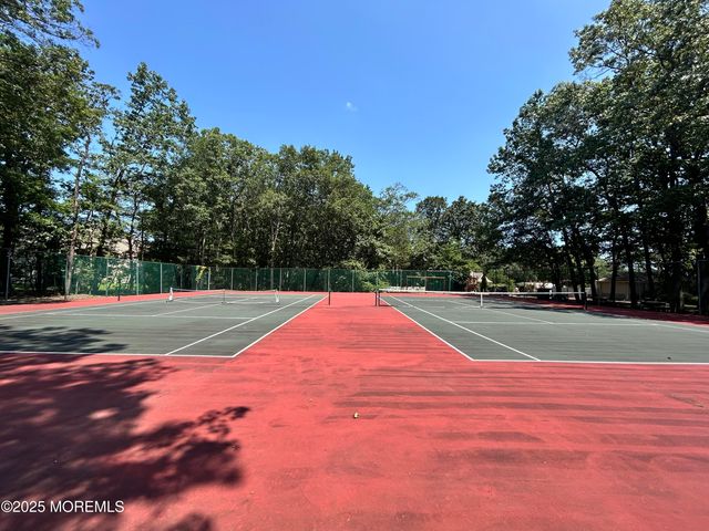 56 Orchard Court, Jackson, NJ 08527