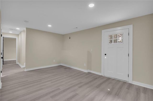 5333 Olde Street, Stone Mountain, GA 30088