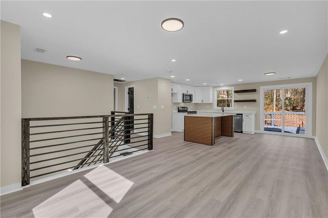 5333 Olde Street, Stone Mountain, GA 30088