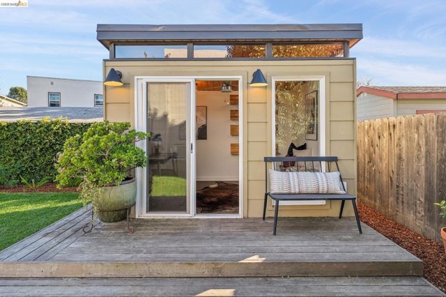 737 Cary Dr, San Leandro, CA 94577