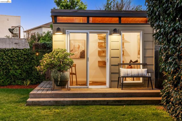 737 Cary Dr, San Leandro, CA 94577