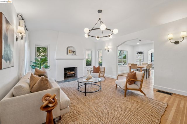 737 Cary Dr, San Leandro, CA 94577