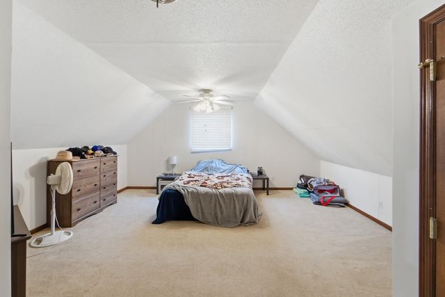 1205 S 2nd Street, Oskaloosa, IA 52577