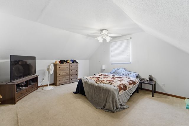 1205 S 2nd Street, Oskaloosa, IA 52577