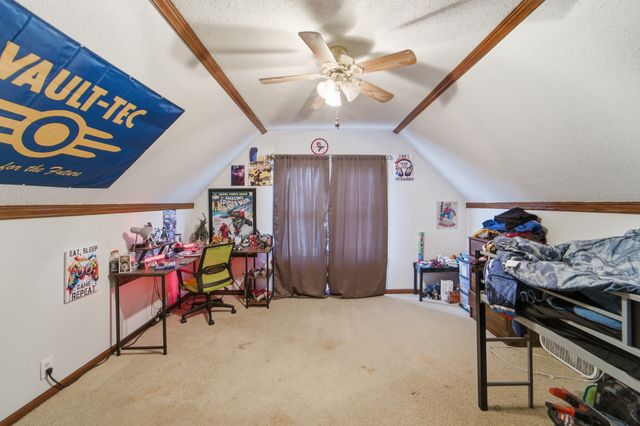 1205 S 2nd Street, Oskaloosa, IA 52577