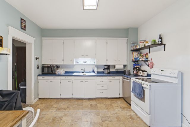 1205 S 2nd Street, Oskaloosa, IA 52577