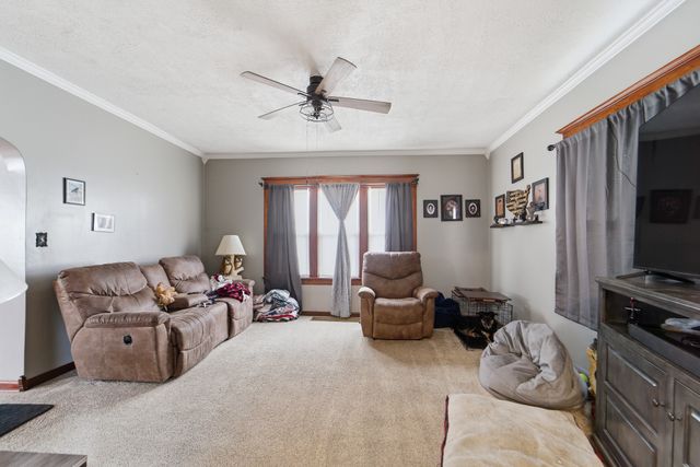 1205 S 2nd Street, Oskaloosa, IA 52577