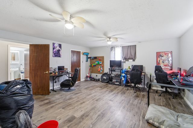 1205 S 2nd Street, Oskaloosa, IA 52577