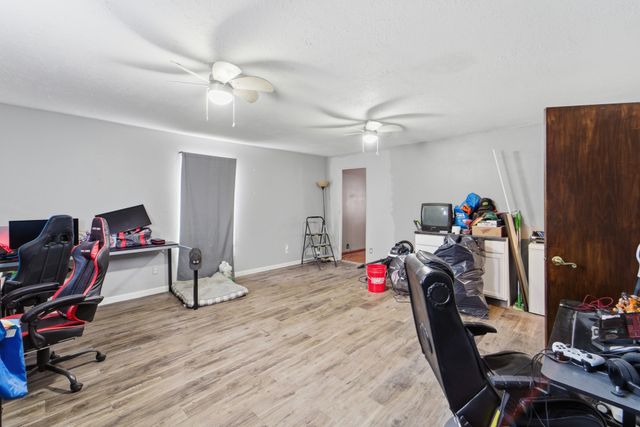 1205 S 2nd Street, Oskaloosa, IA 52577