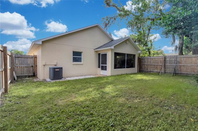 105 HOLLOWAY COURT, Sanford, FL 32771