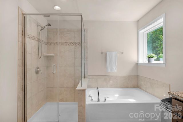 3043 Carriage Oak Way, Fort Mill, SC 28707