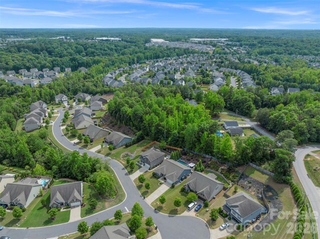 3043 Carriage Oak Way, Fort Mill, SC 28707