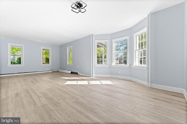 358 BUFFALO AVE, Egg Harbor City, NJ 08215