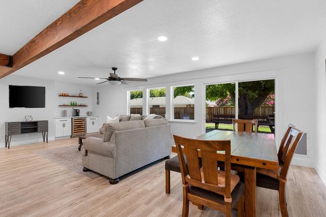 528 Queensbury Way, Yuba City, CA 95991