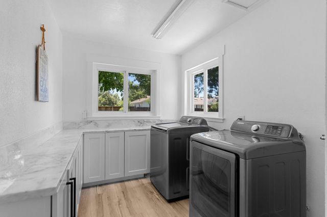 528 Queensbury Way, Yuba City, CA 95991