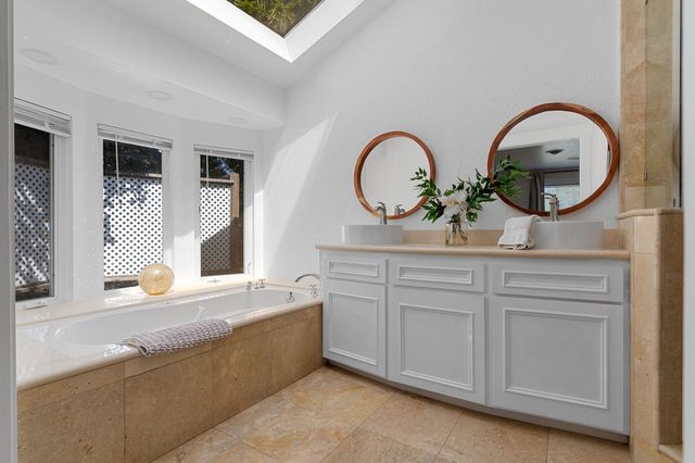 528 Queensbury Way, Yuba City, CA 95991