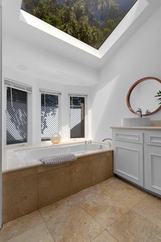 528 Queensbury Way, Yuba City, CA 95991