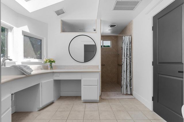 528 Queensbury Way, Yuba City, CA 95991