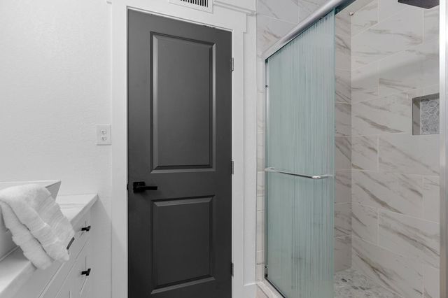 528 Queensbury Way, Yuba City, CA 95991