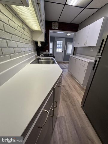 8333 KAVANAGH RD, Baltimore, MD 21222