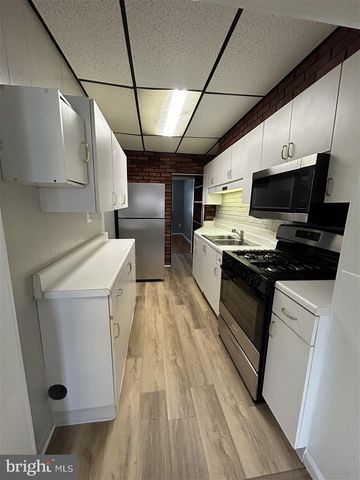 8333 KAVANAGH RD, Baltimore, MD 21222