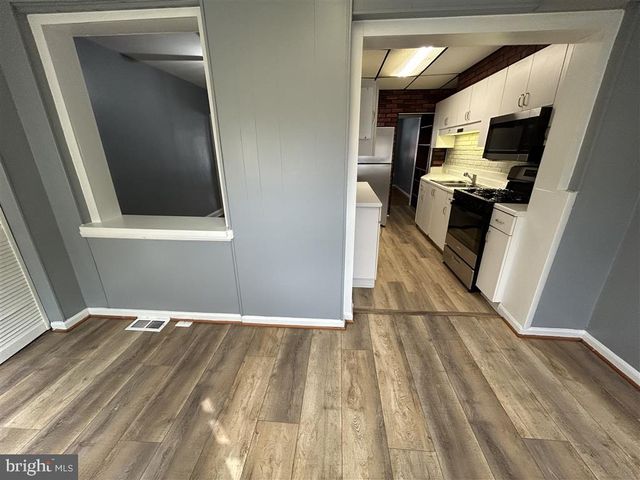 8333 KAVANAGH RD, Baltimore, MD 21222