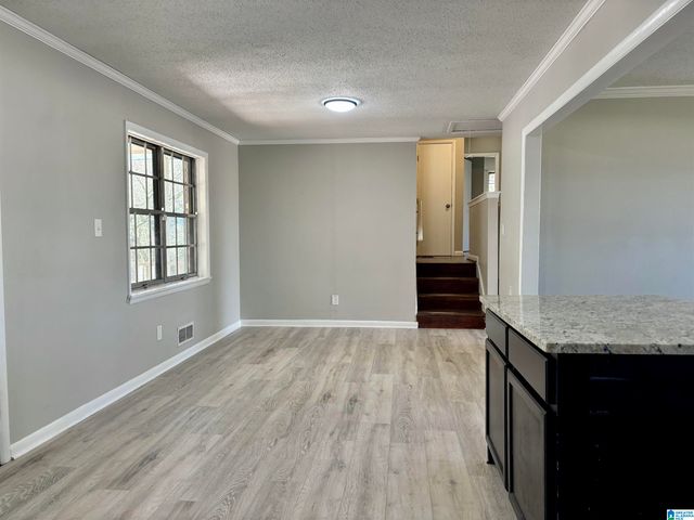 525 27TH AVENUE, Center Point, AL 35215
