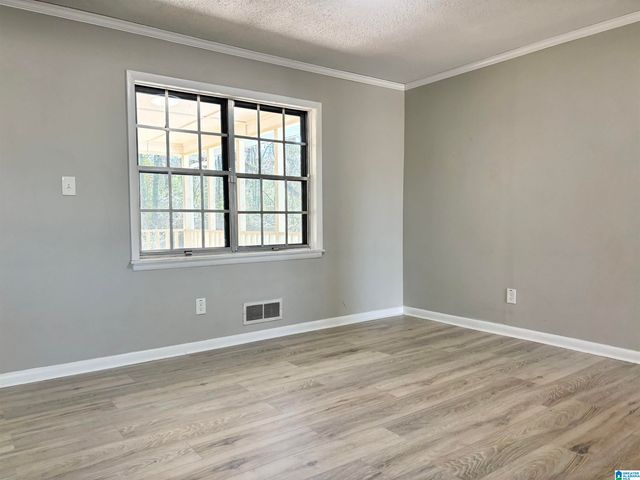 525 27TH AVENUE, Center Point, AL 35215