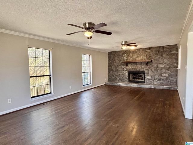 525 27TH AVENUE, Center Point, AL 35215
