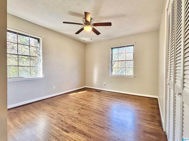 525 27TH AVENUE, Center Point, AL 35215
