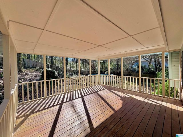 525 27TH AVENUE, Center Point, AL 35215