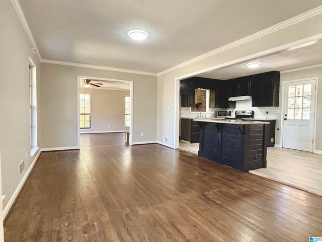 525 27TH AVENUE, Center Point, AL 35215