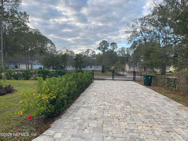 4055 DIMSDALE Road, Jacksonville, FL 32257