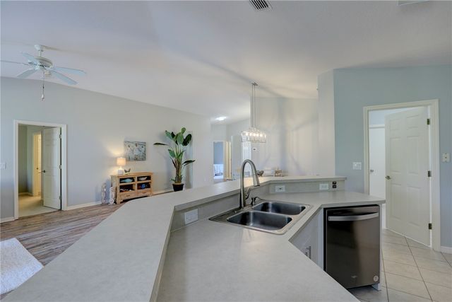 590 Cottonwood Road, Sebastian, FL 32958