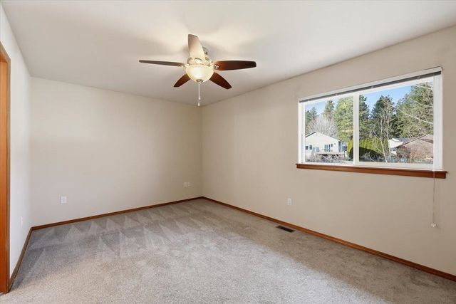 305 E Midway Rd, Colbert, WA 99005