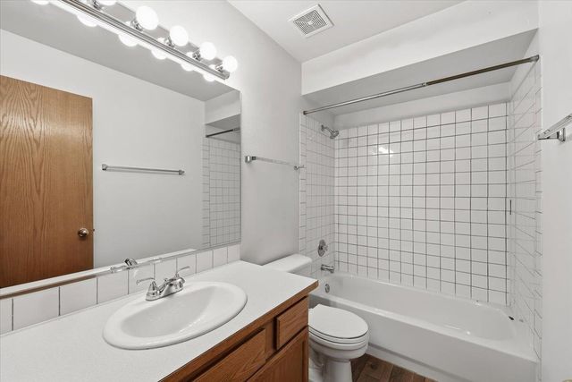 305 E Midway Rd, Colbert, WA 99005