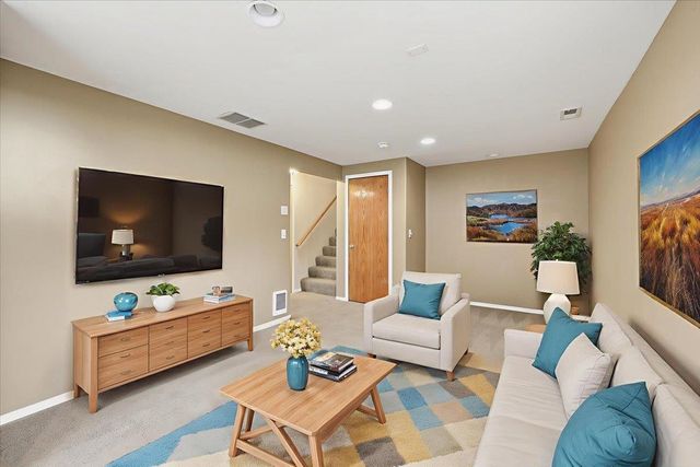 305 E Midway Rd, Colbert, WA 99005