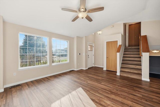 305 E Midway Rd, Colbert, WA 99005