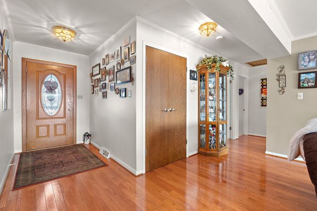 6225 W 129th Street, Palos Heights, IL 60463