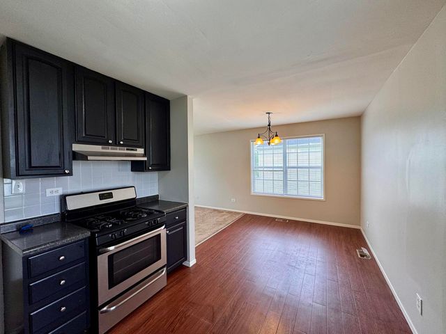 20552 S Frankfort Square Road, Frankfort, IL 60423