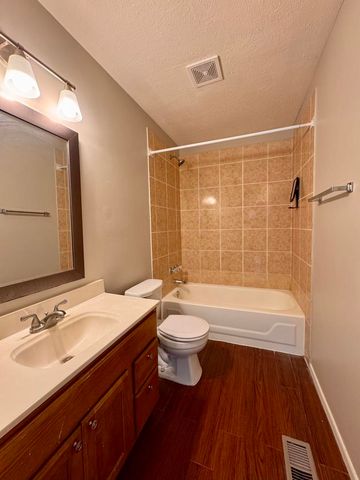 20552 S Frankfort Square Road, Frankfort, IL 60423