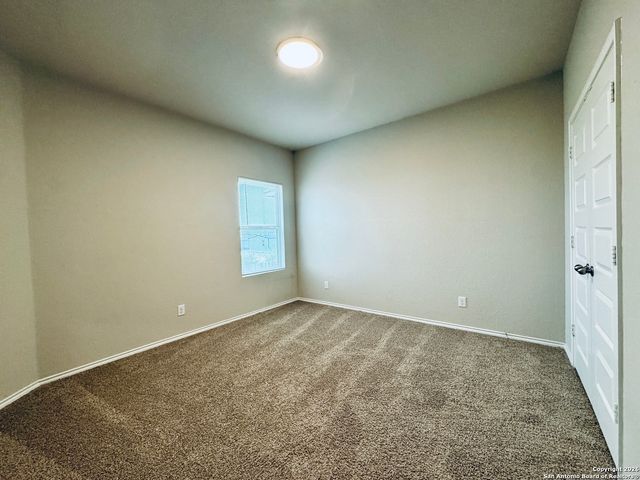 10546 Green Lake Dr, San Antonio, TX 78223