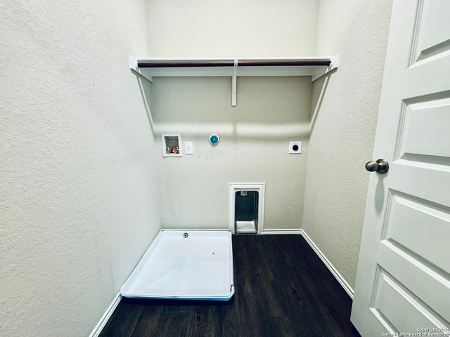 10546 Green Lake Dr, San Antonio, TX 78223