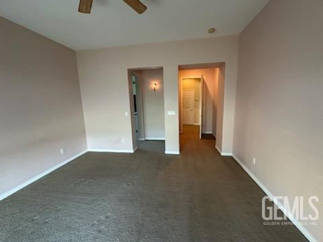 4713 Cresta Verde Place, Bakersfield, CA 93312