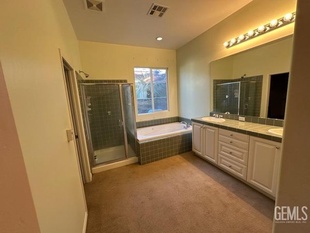 4713 Cresta Verde Place, Bakersfield, CA 93312