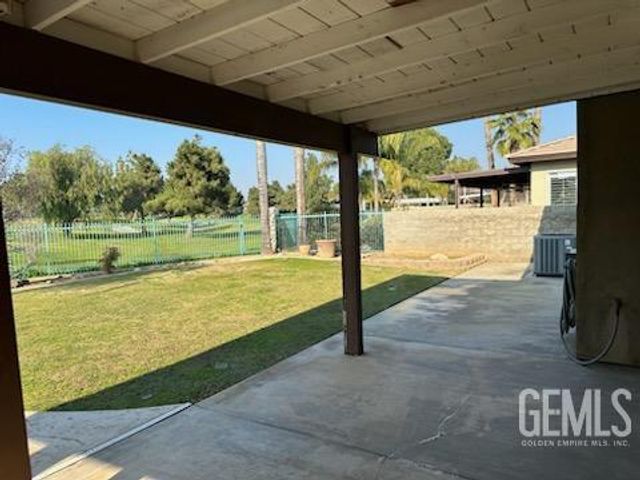 4713 Cresta Verde Place, Bakersfield, CA 93312