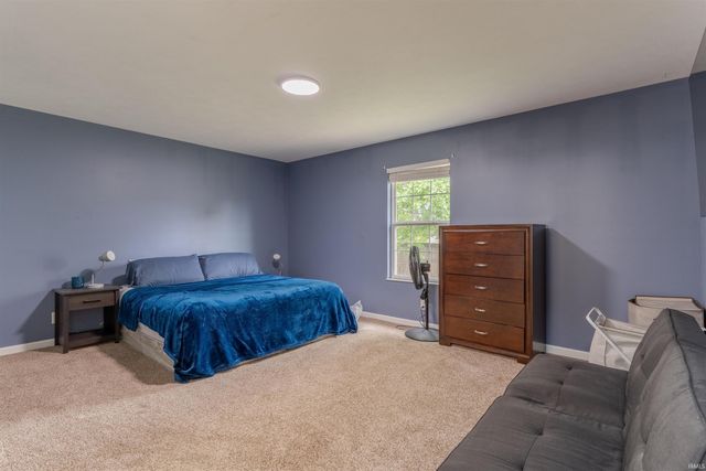 6366 Acadia Drive, Newburgh, IN 47630